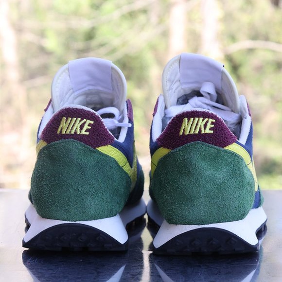 Nike Daybreak Cosmic Bonsai Men’s Size 11 main image 4